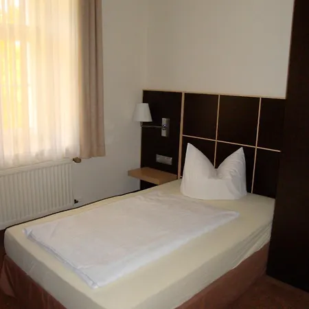 Gasthof Schlachtensee 3*