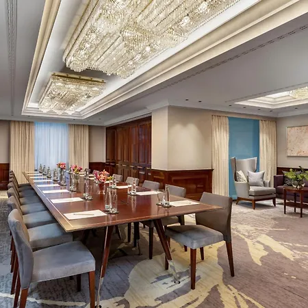 Hotel The Ritz-carlton, 5*