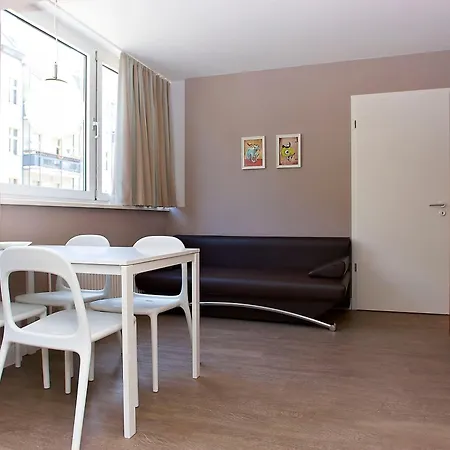 Apartmenthouse - Am Goerlitzer Park Berlin