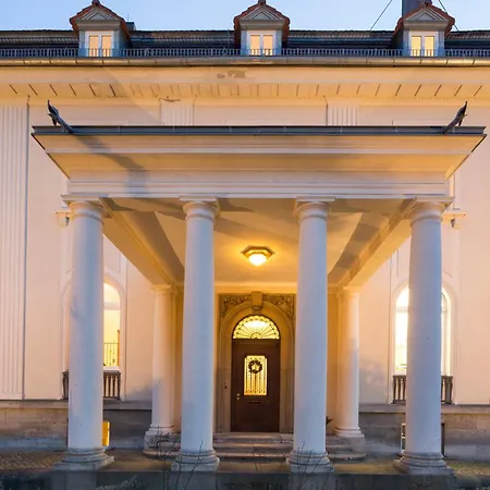 Отель Europaeische Akademie 3*