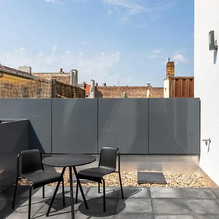 Aparthotel Numa Savi