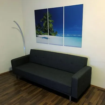 Apartment 750 Sft Lovely In Mitte *