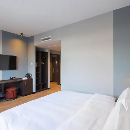 Titanic Comfort Kurfuerstendamm 3* Berlin
