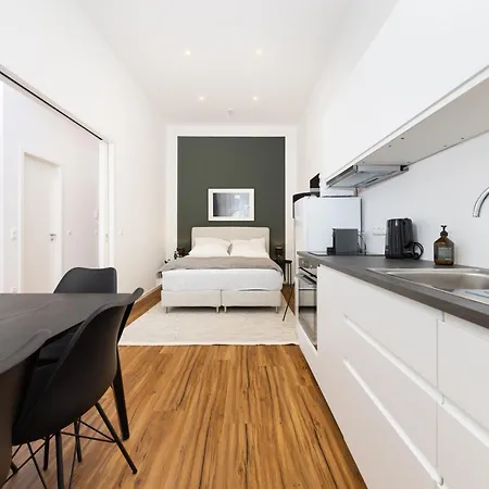 Nests - Modernes Mit Zwei Baedern Apartment Berlin