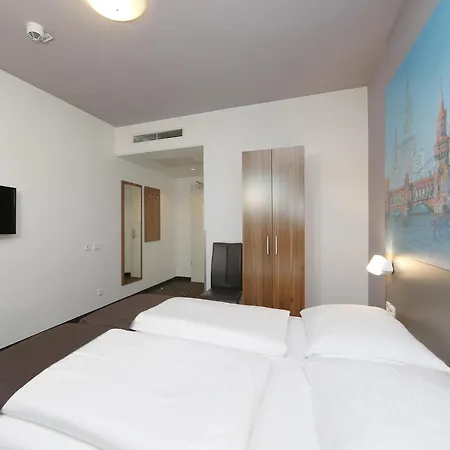 Hotel City-ost