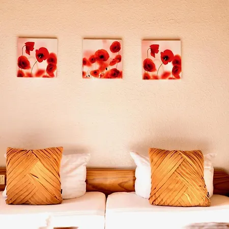 Hotel Nest