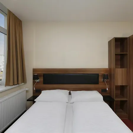 B&B Hotel Berlin-Adlershof Hotel