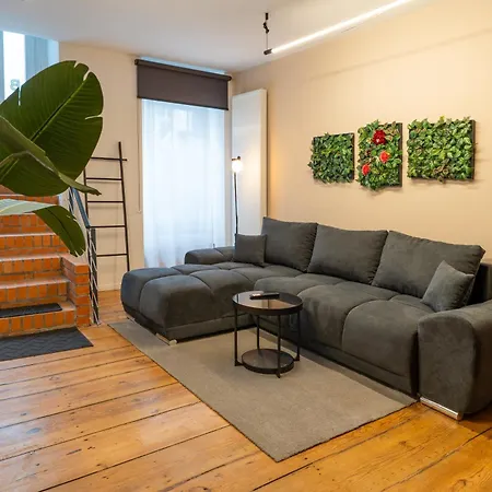 Zentral Gelegene Design-apartments In Kreuzberg, Direkt Im Bergmannkiez
