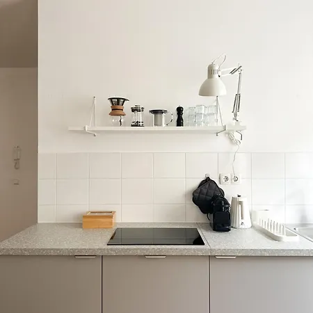 Nook Design-apartments Mit Kueche, Duschbad, Neben U-bahn Station Aber Ruhig Gelegen * Berlin