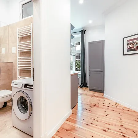 Apartment The Uckermuender - 2 Bed Up To 4 People Berlin
