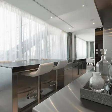 Private Penthouse *