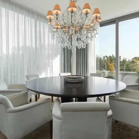 Private Penthouse Holiday home *