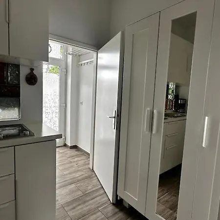 Apartment Flat In 10 Berlin