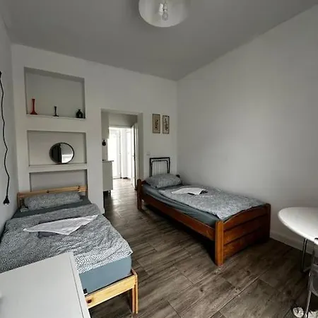 Flat In 10 Apartment *