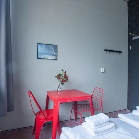 Hostel Wallyard *