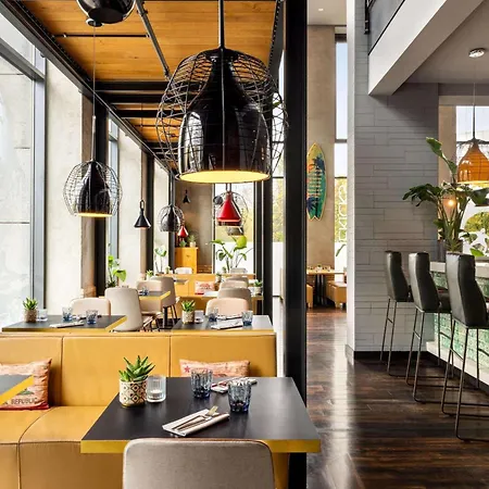 Hotel Vienna House By Wyndham Andel's 4*