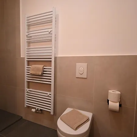Stilvolle In Wilmersdorf Apartment