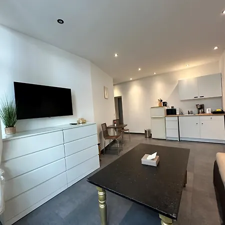 Kleopatra Apartment *