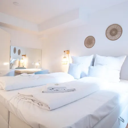 Charmantes 2-zimmer-apartment Mit Vorgarten * Berlin