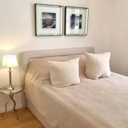 Appartamento Luxi Luxurioeses Mit Terrasse Und Garten Mitten In *