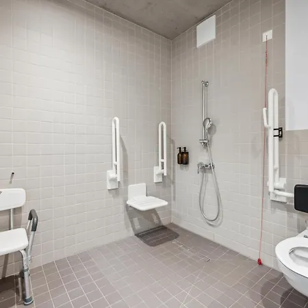 Hotel Habyt-the Waterfront Berlin