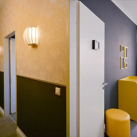 Hostel Old Town *