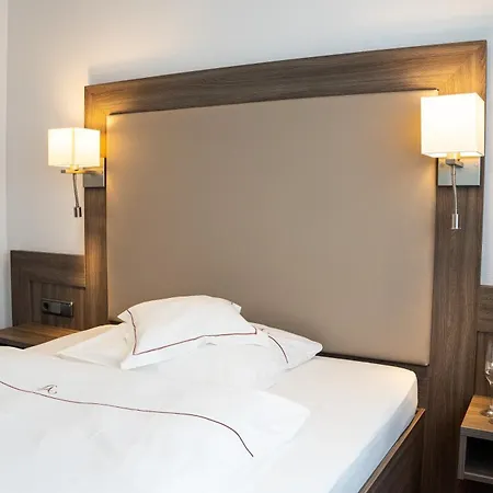 Alpinia 4* Berlin