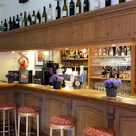 Hotel Alpinia