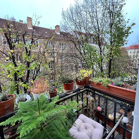 Apartment Schoene 3 Zimmer Im Herzen Friedrichshain