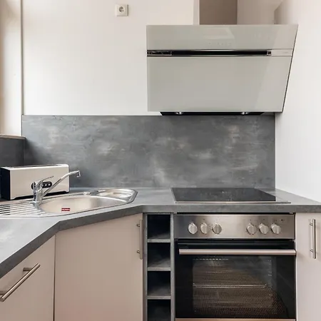 Apartment Mint Ueber Der Stadt Parken Kueche Wifi