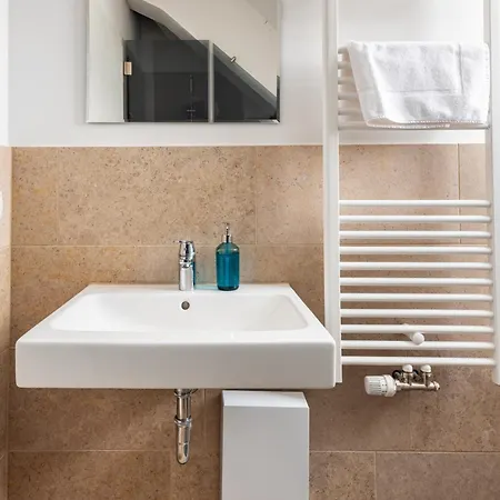 Mint Ueber Der Stadt Parken Kueche Wifi Apartment Berlin