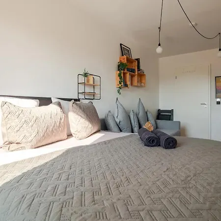 Apartment Eco-friendly Super Central Smart