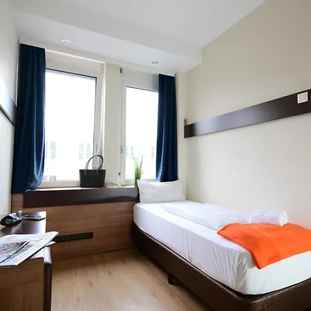 Hotel Motel Plus Berlin 3*