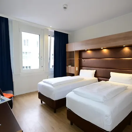 Motel Plus Berlin Hotel 3*