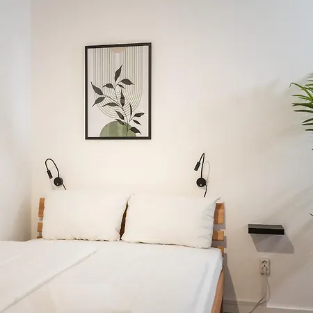 Apartment Spacious 1-bedroom In Kreuzberg *