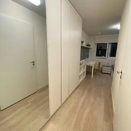 Modern Near Mauerpark Apartment *