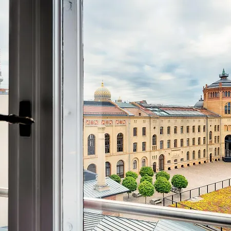 Martas Berlin-mitte 3*