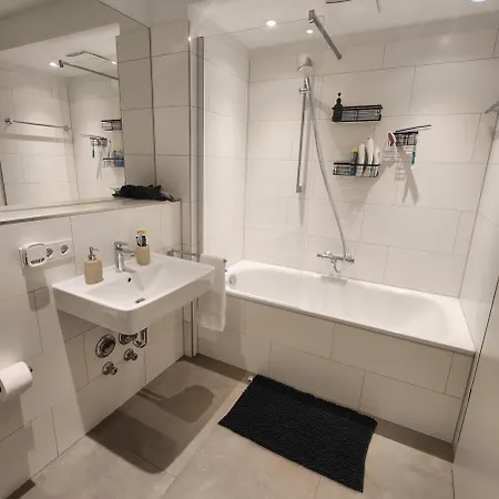 Apartment Beautiful 3room Suitable For 6 Persons *