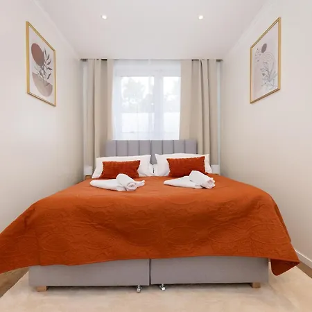 Apartment 120sqm & 5-room Luxury With 2 Bathrooms *