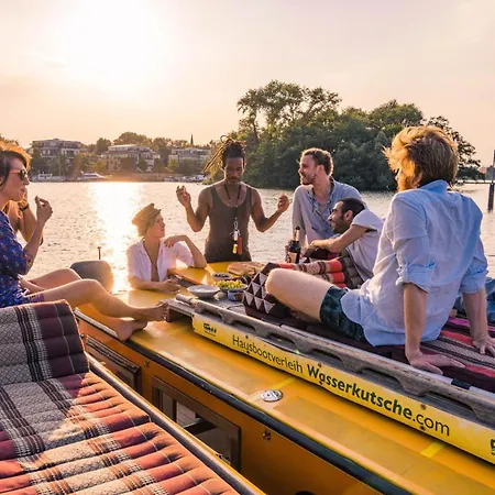 Hausboot Tour Mit Der Wasserkutsche - Fuehrerscheinfrei Tekne