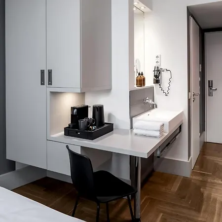 Amano Rooms&apartments Hotel