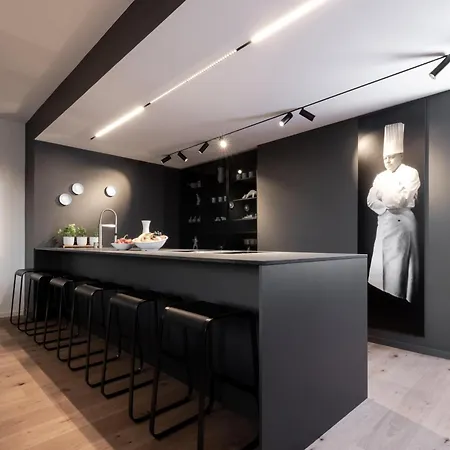 Kpm & Residences 5*