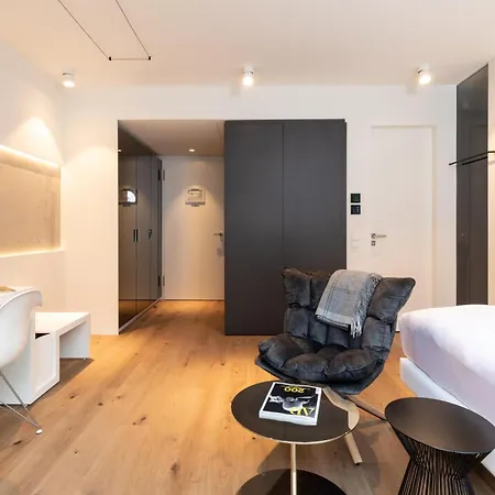 Kpm & Residences Hotel 5*