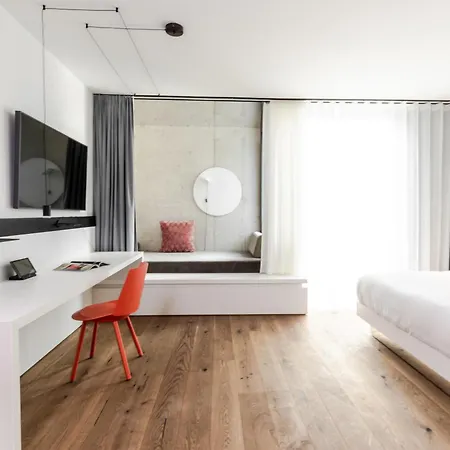 酒店 Kpm & Residences 5*