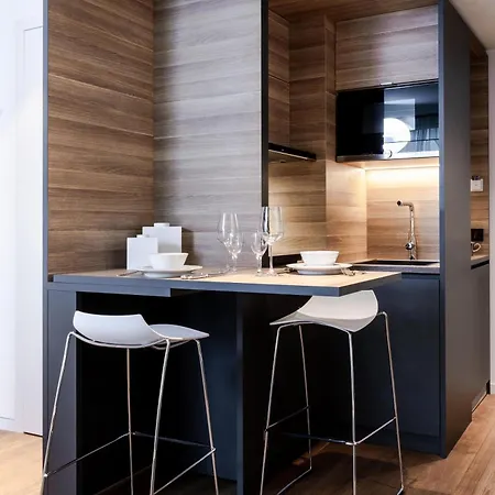 Hotel Kpm & Residences 5*