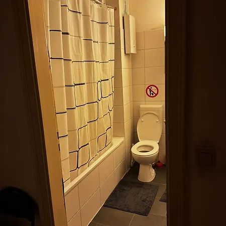 A Cosy, Super Quiet In Wedding Campsite Berlin