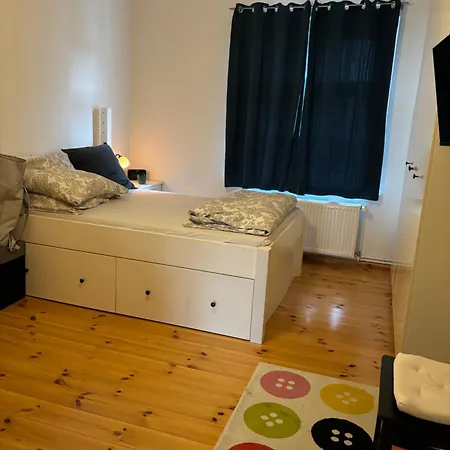 Furnished Well Equipped 2 In Wedding Apartment