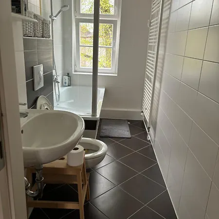 Apartment Furnished Well Equipped 2 In Wedding
