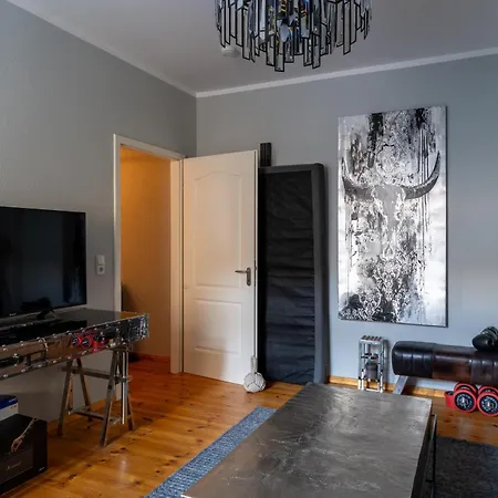 Bevoflats Altbauwohnung Mit Balkon Prenzlauer Berg *