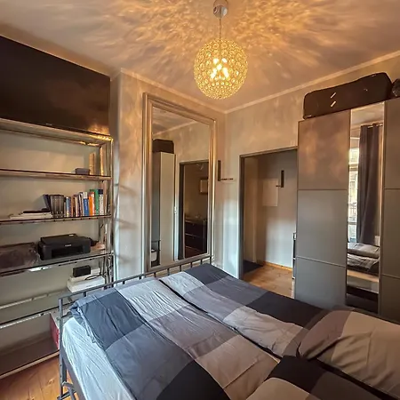 Bevoflats Altbauwohnung Mit Balkon Prenzlauer Berg